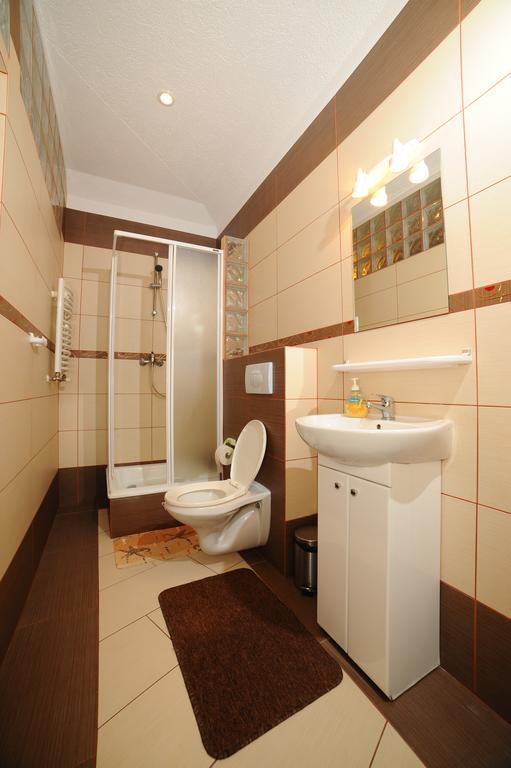 Apartamenty W Jantar - Lilasun Szklarska Poręba Rum bild